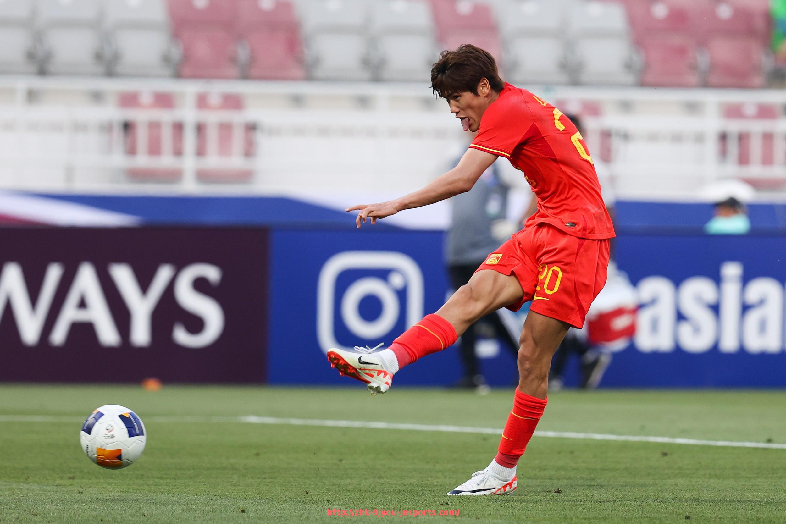 J9九游会登录入口-意甲球队莱切：莱切足球俱乐部在意甲联赛中的历史与成绩