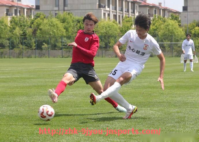 J9九游会登录入口-直播吧足球录像机与CBA直播：如何同时观看篮球与足球